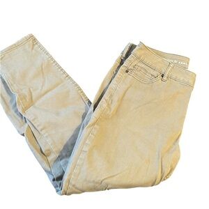 Signature Fit ankle jeans. Washed but never worn. Sz 10